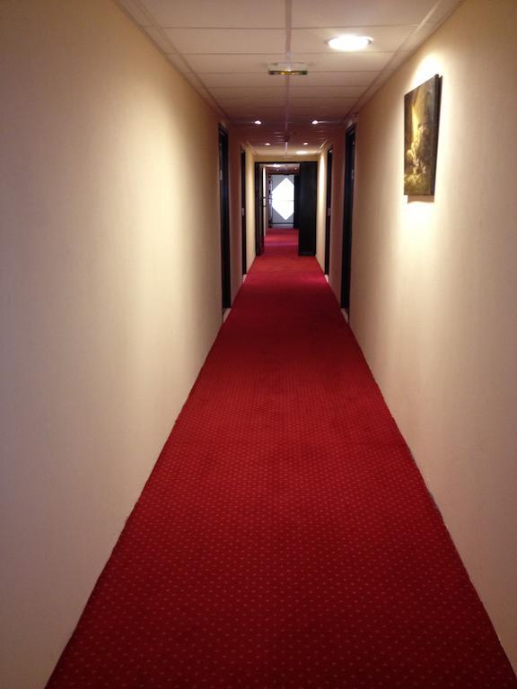 Hotel Les 4 Vallees Albertville Exterior foto