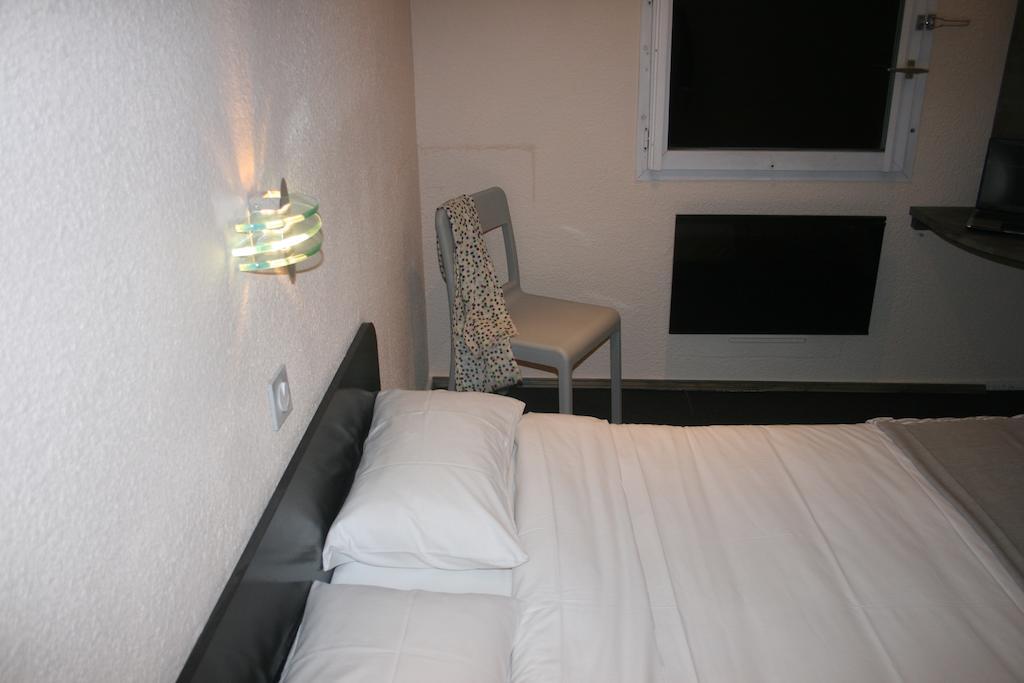 Hotel Les 4 Vallees Albertville Zimmer foto
