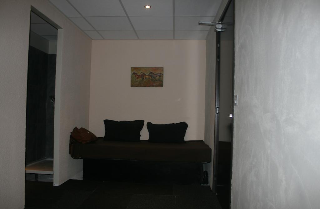 Hotel Les 4 Vallees Albertville Zimmer foto